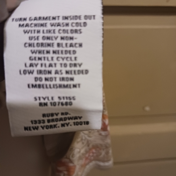 Ruby Rd. Top - Picture 5 of 6